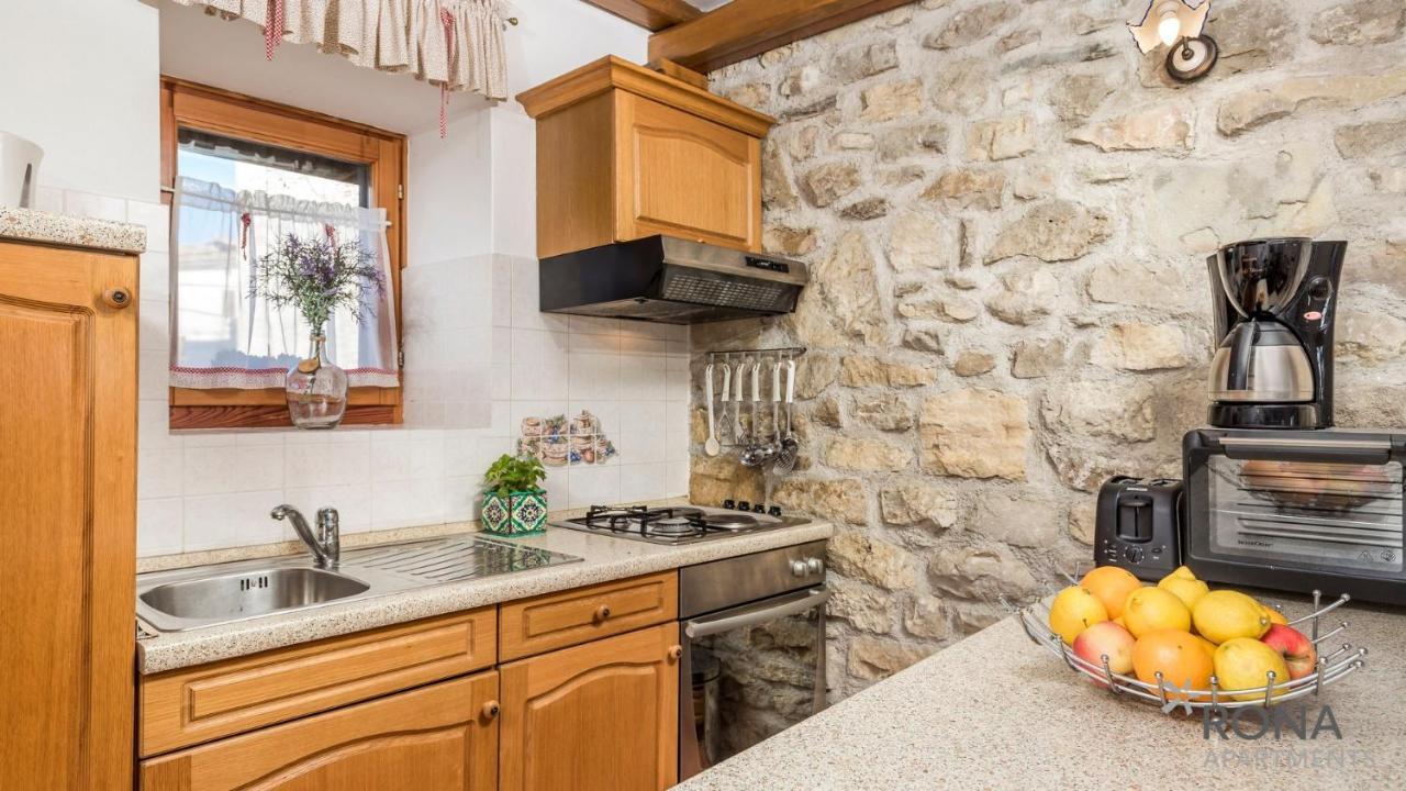 Rona stone house apartments Janja Boljun Extérieur photo